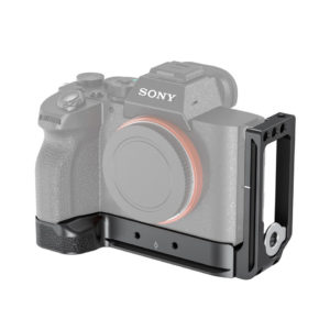 SmallRig LCS2417B L-Bracket for Sony a7R IV & a9 II