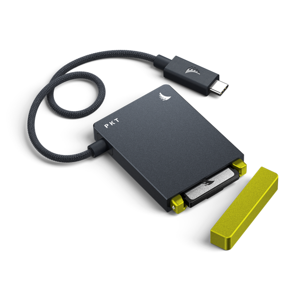 Angelbird CFexpress Type B Card Reader