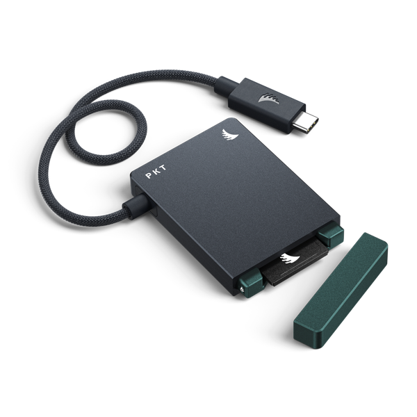 Angelbird SD Card Reader SDXC™ UHS-I UHS-II